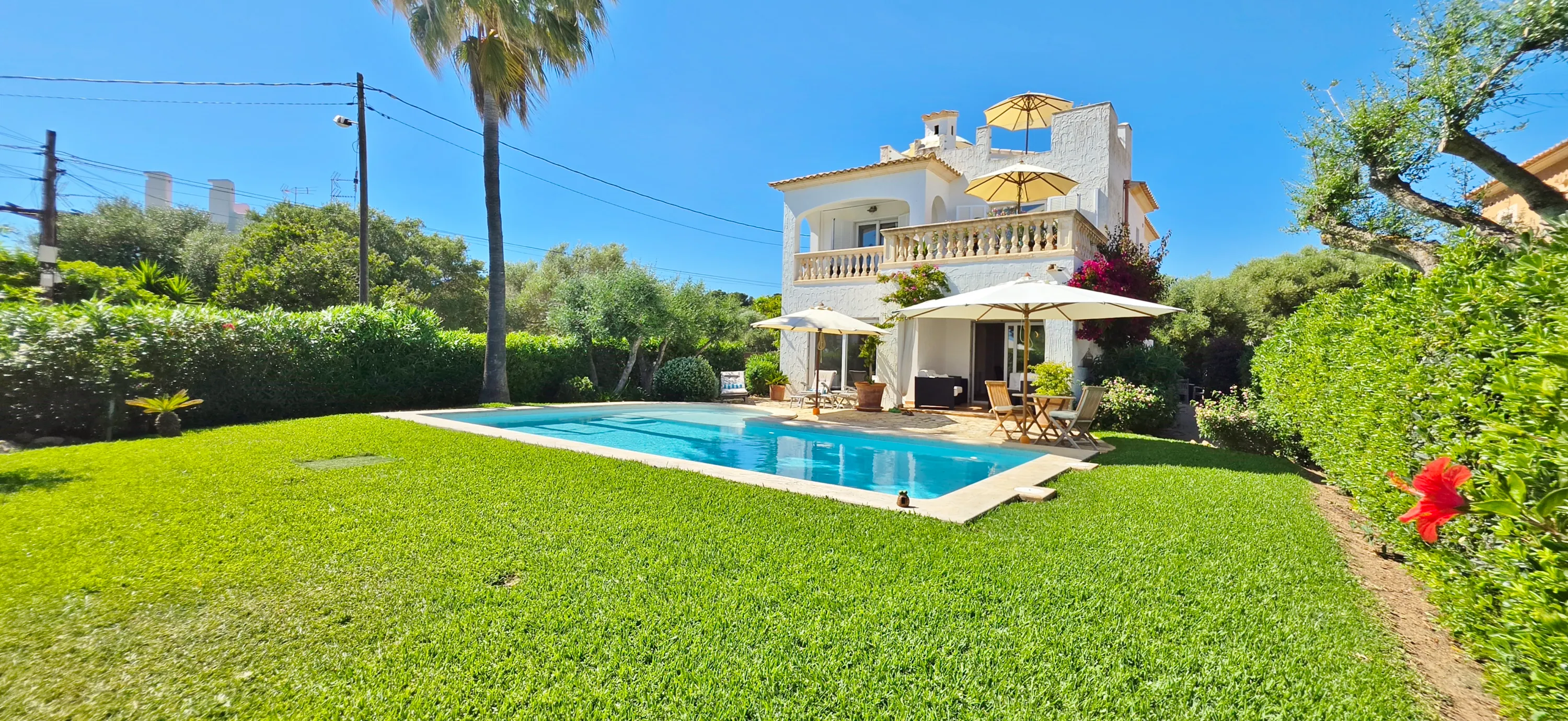 Cabrera Views Villa in Vallgornera with Pool & Rooftop